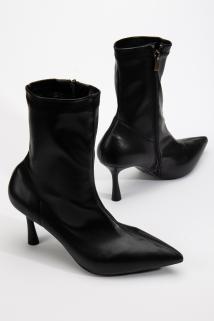 Kadın İnce Topuk Sivri Burun Bot Siyah